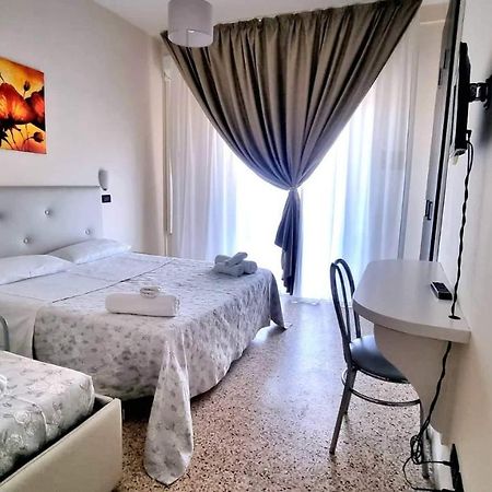 Hotel Bisanzio Cervia Eksteriør billede