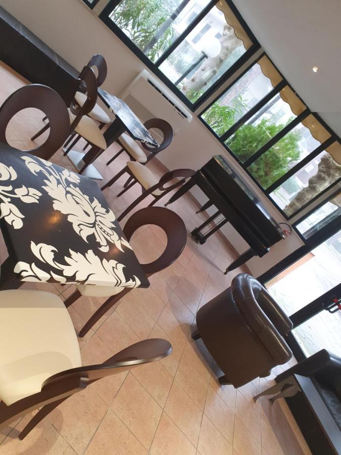Hotel Bisanzio Cervia Eksteriør billede